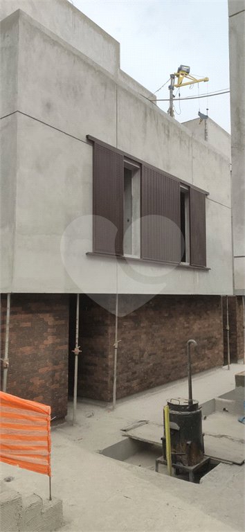 Casa à venda com 4 suítes no condomínio Casa Jardim Paineiras, São Paulo - SP
