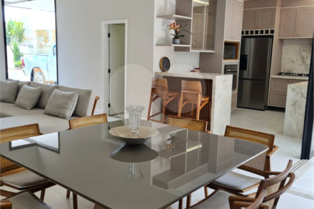 Casa à venda com 3 suítes no condomínio Residencial Duas Marias, Indaiatuba - SP