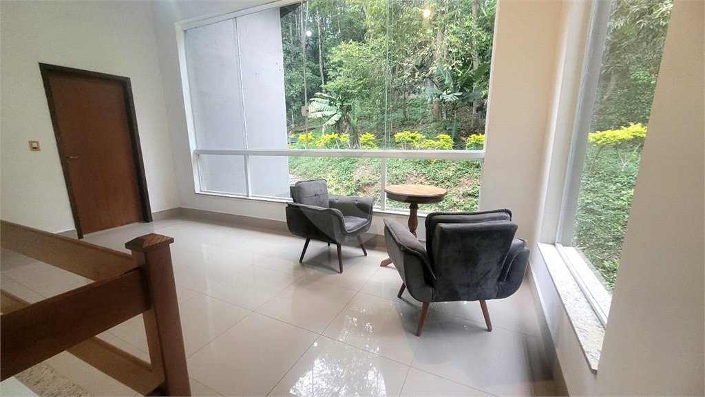 Casa à venda com 5 suítes no condomínio Associação Reserva das Hortênsias, Mairiporã - SP