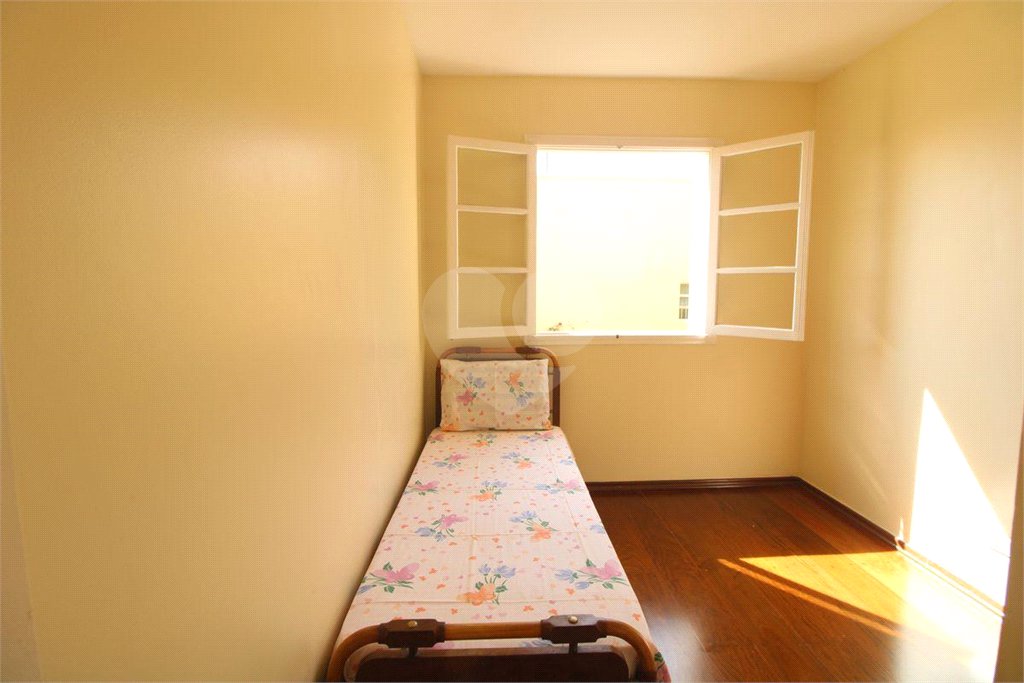 Sobrado à venda com 3 quartos, sendo 1 suíte,  em Jardim Prudência, São Paulo, SP