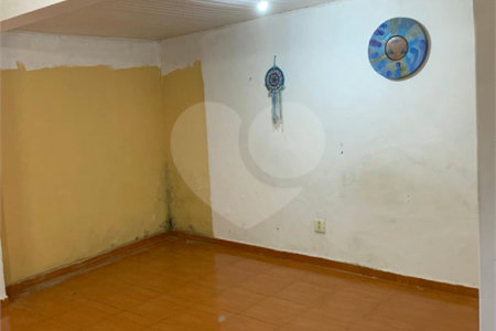 Sobrado à venda com 6 quartos, sendo 1 suíte, em Vila Aurora (zona Norte), São Paulo, SP
