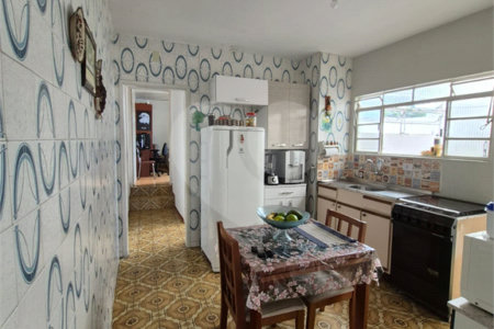 Casa à venda com 2 quartos no Centro, Mogi das Cruzes, SP