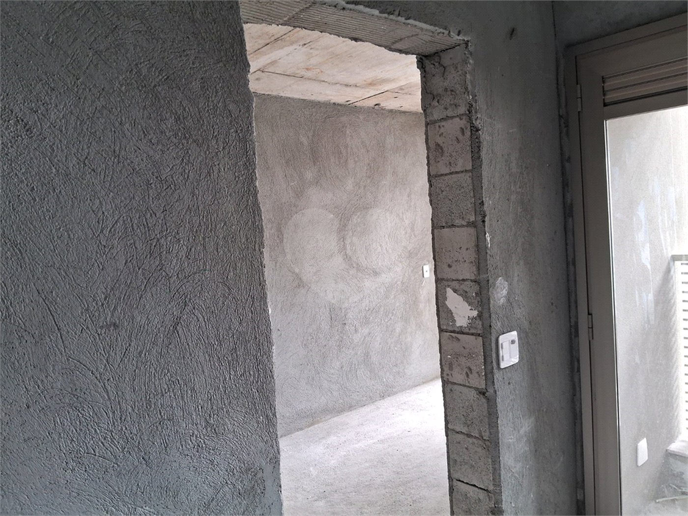 Apartamento à venda com 3 suítes em Moema, São Paulo, SP