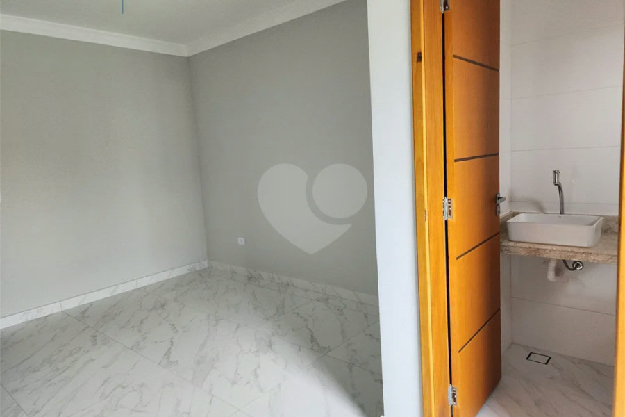 Sobrado à venda com 3 suítes em Vila Mazzei, São Paulo, SP