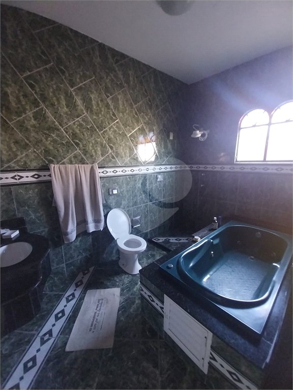Casa à venda com 5 quartos, sendo 2 suítes, em Campo Grande, Rio de Janeiro, RJ