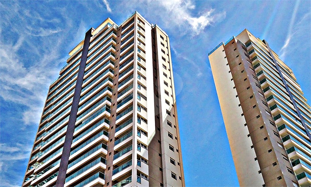Apartamento à venda com 3 suítes em Santa Teresinha, São Paulo, SP