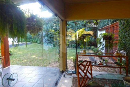 Casa Térrea à venda com 3 quartos, sendo 1 suíte,  em Chácara Monte Alegre, São Paulo, SP