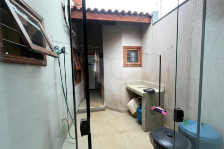 Casa à venda com 3 suítes em Jardim Shangri-lá, Itapetininga, SP