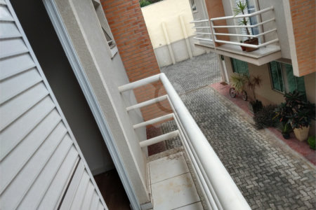 Casa à venda com 2 suítes no condomínio Olido, Atibaia - SP
