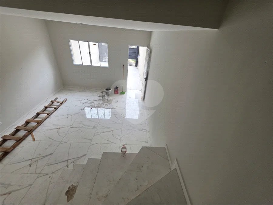 Sobrado à venda com 2 quartos, sendo 1 suíte, em Vila Clarice, São Paulo, SP