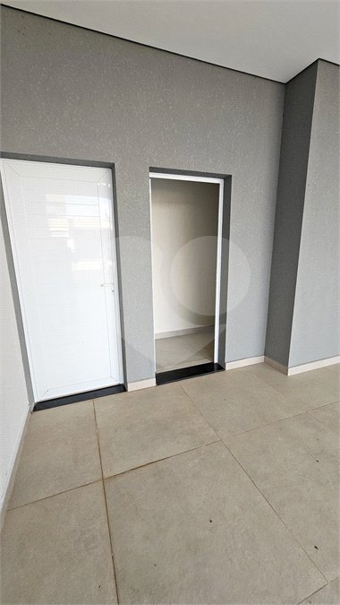 Casa para alugar com 3 suítes no condomínio Dona Lucila, Indaiatuba - SP