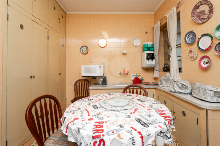 Apartamento à venda com 4 quartos, sendo 1 suíte, em Higienópolis, São Paulo, SP