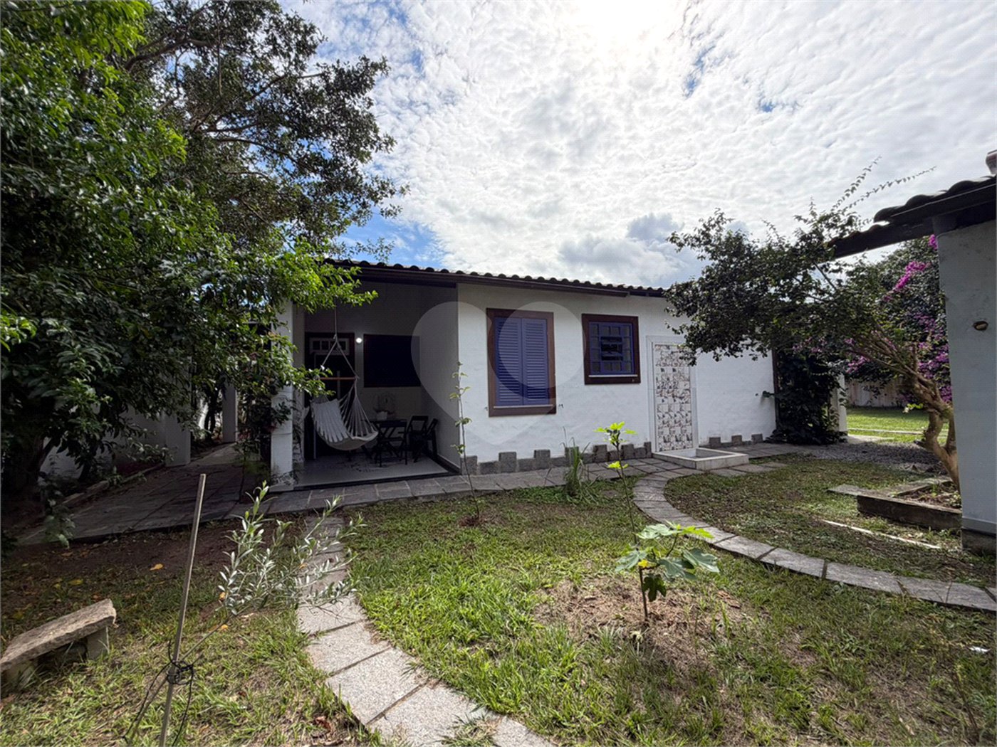 Casa à venda com 4 quartos, sendo 2 suítes, em Ogiva, Cabo Frio, RJ