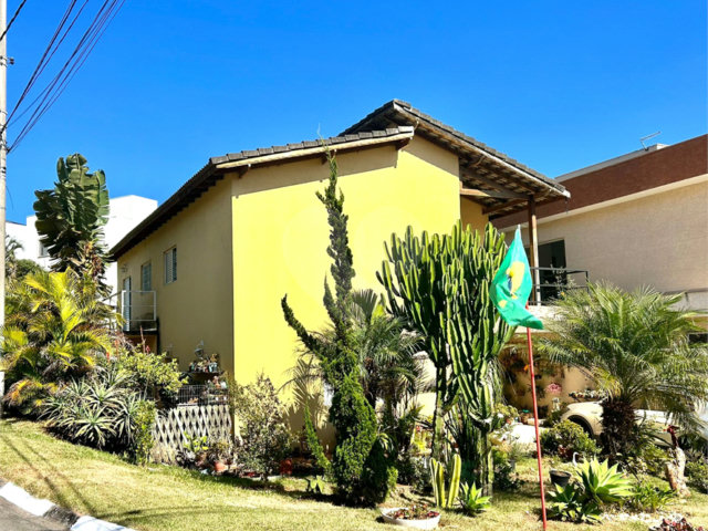 Sobrado à venda com 3 quartos, sendo 1 suíte,  em Santana de Parnaíba, Santana de Parnaíba, SP