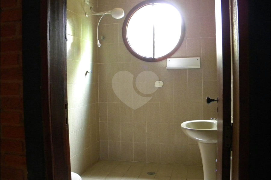 Chácara à venda com 7 quartos, sendo 1 suíte, em Capoavinha, Mairiporã, SP