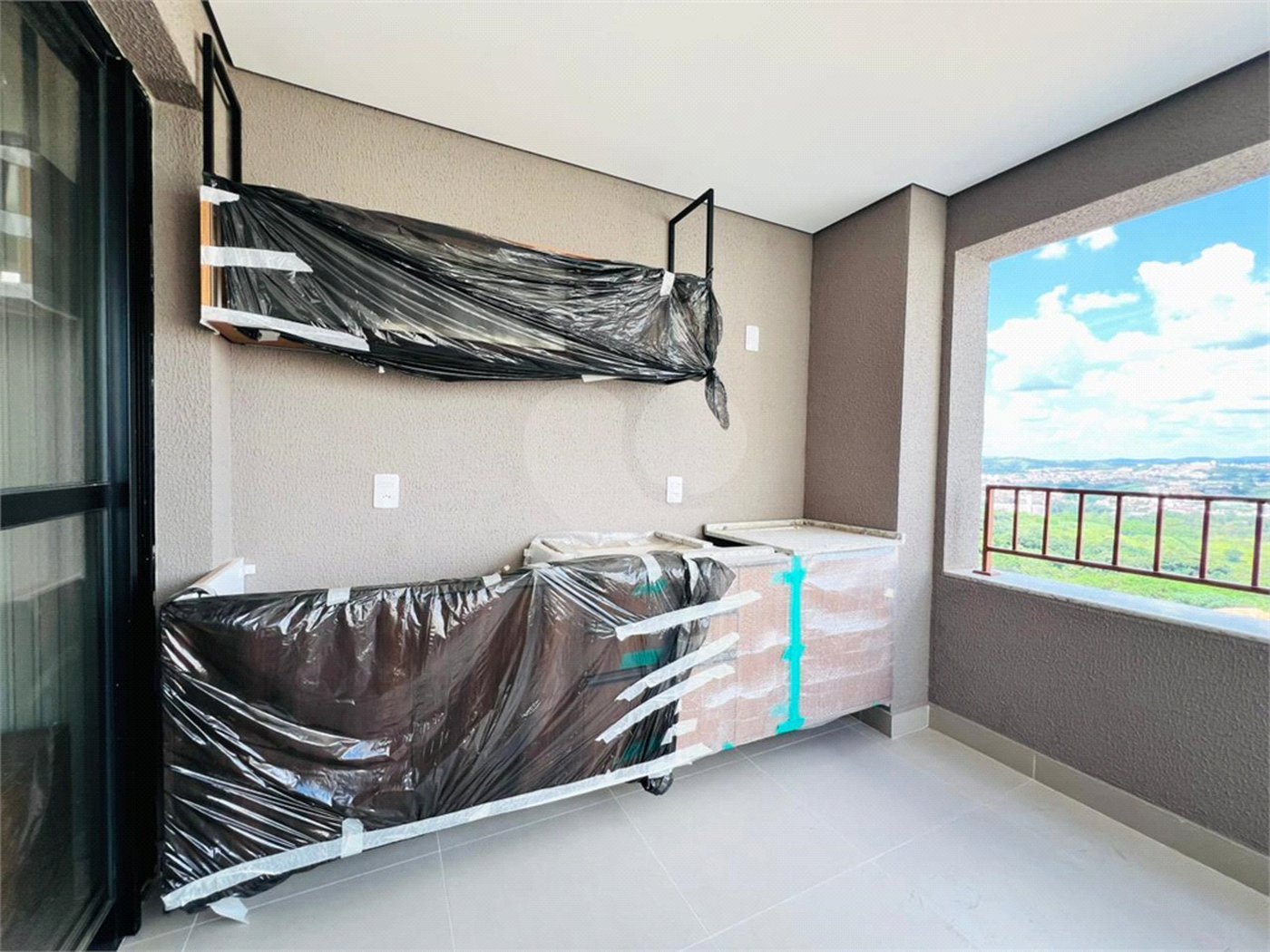 Apartamento para alugar com 2 suítes em Parque Morumbi, Votorantim, SP