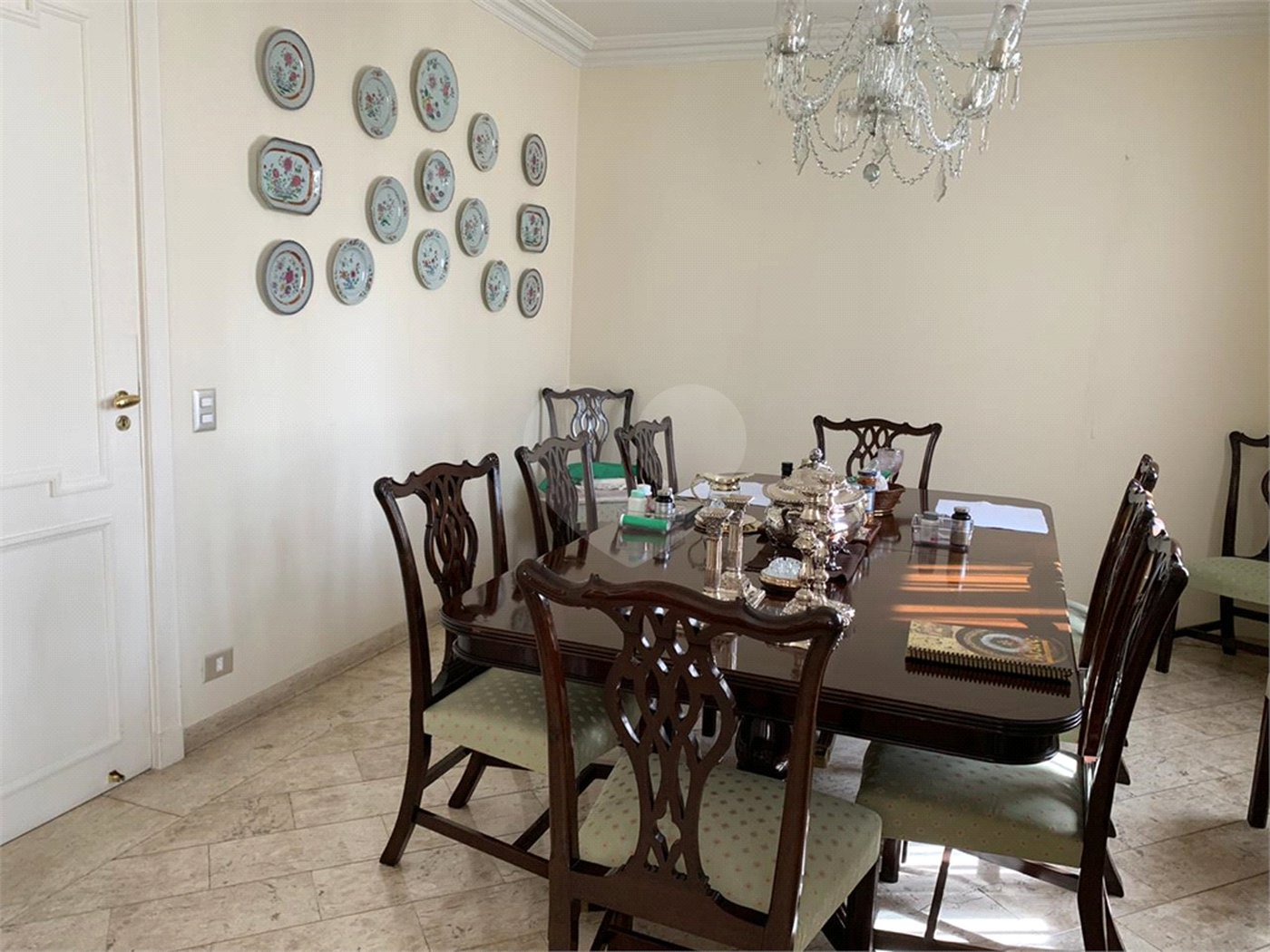 Apartamento à venda com 3 quartos, sendo 1 suíte, em Itaim Bibi, São Paulo, SP