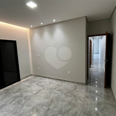 Casa à venda com 3 quartos, sendo 1 suíte,  no condomínio Reserva Ipanema I, Sorocaba - SP