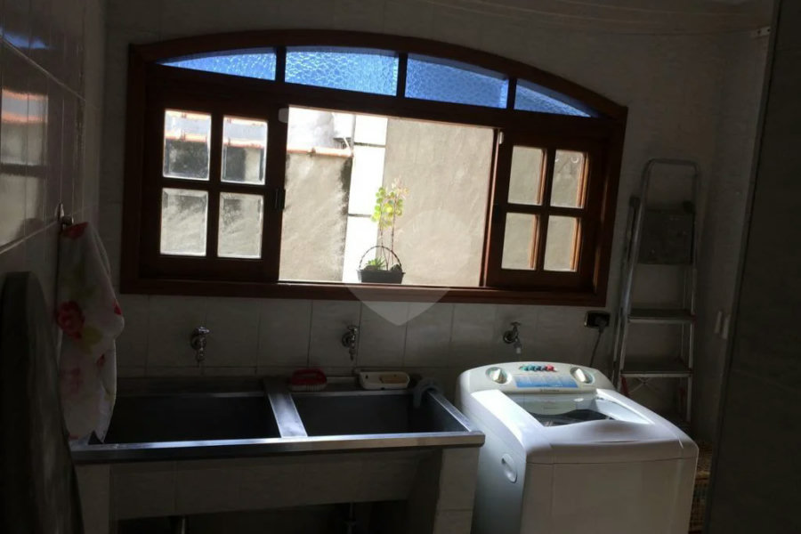 Casa à venda com 3 quartos, sendo 1 suíte, em Vila Nova Cachoeirinha, São Paulo, SP