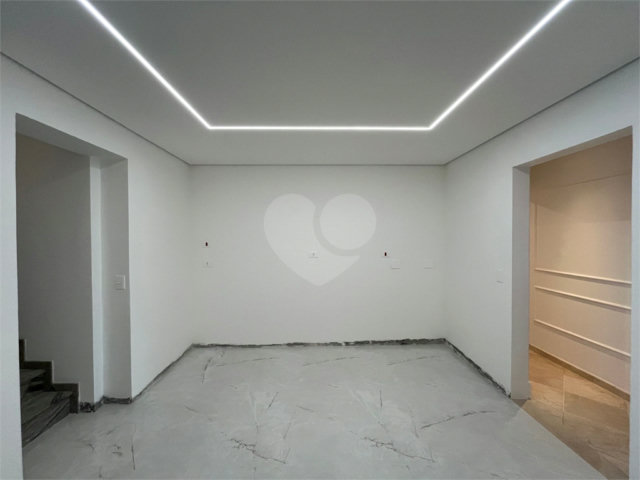 Apartamento à venda com 3 suítes em Santana, São Paulo, SP