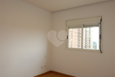 Apartamento à venda com 4 suítes em Moema, São Paulo, SP