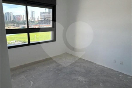Apartamento à venda com 4 suítes em Vila Cordeiro, São Paulo, SP