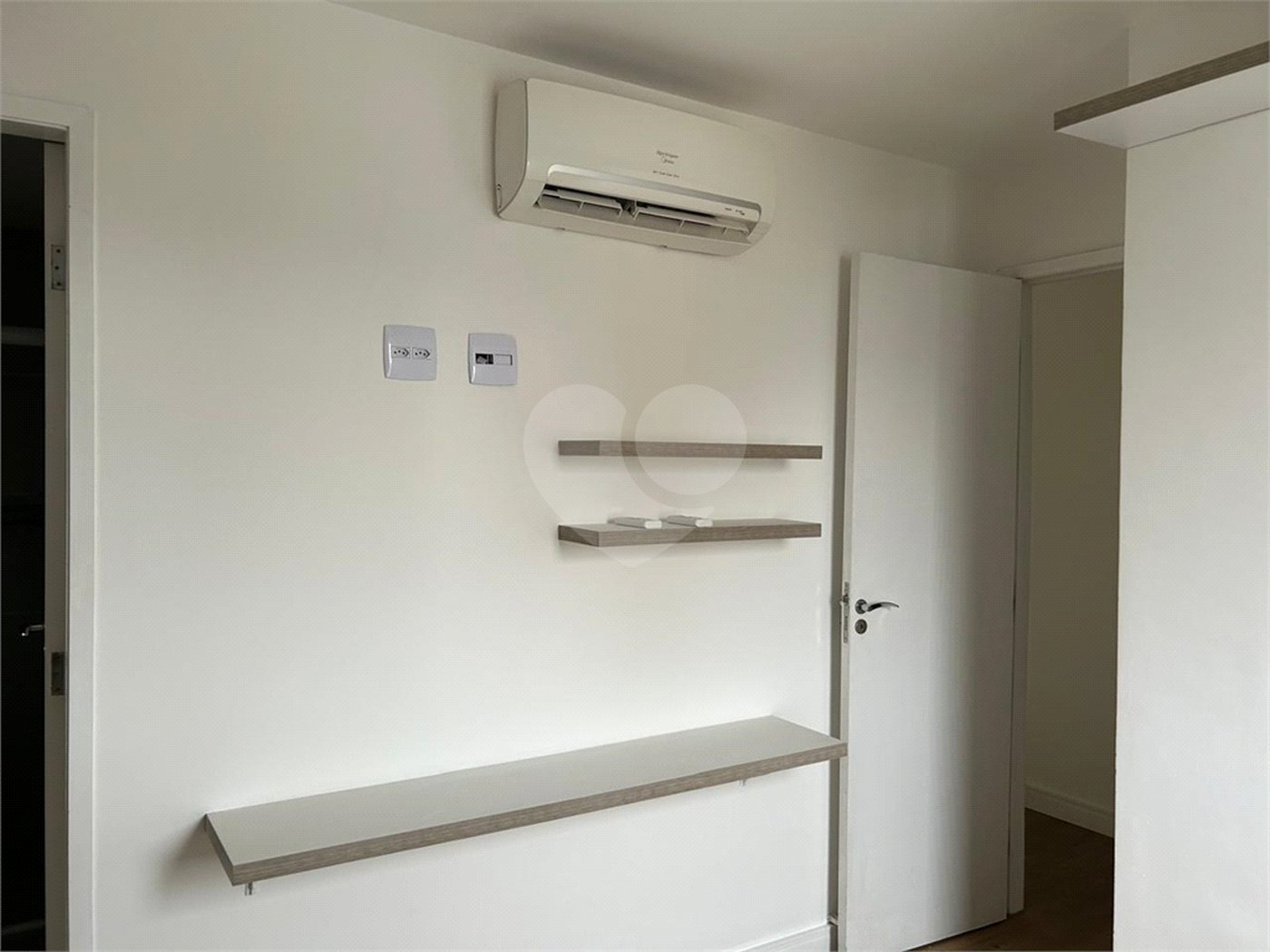 Apartamento à venda com 2 suítes em Pinheiros, São Paulo, SP