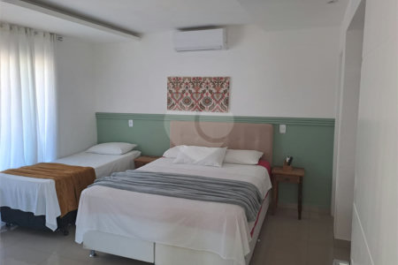 Terreno em condomínio à venda com 5 quartos, sendo 4 suítes, em Caravelas, Armação dos Búzios, RJ