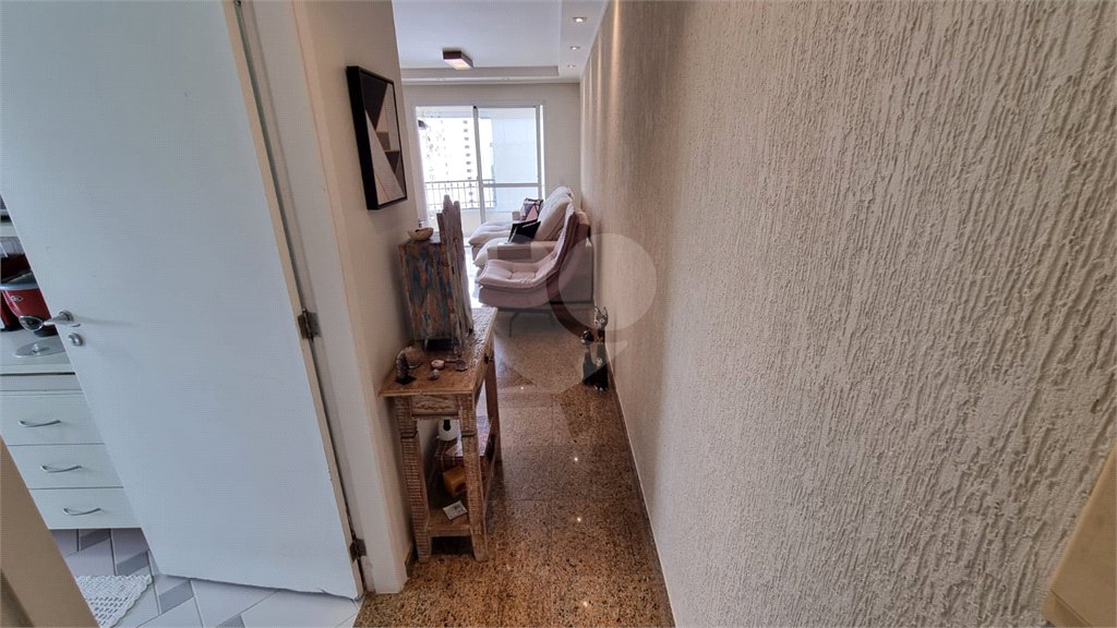 Apartamento à venda com 3 quartos, sendo 1 suíte, em Jardim Marajoara, São Paulo, SP