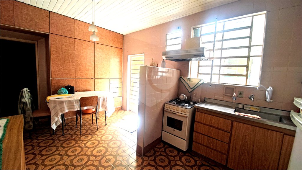 Sobrado à venda com 3 quartos em Moema, São Paulo, SP