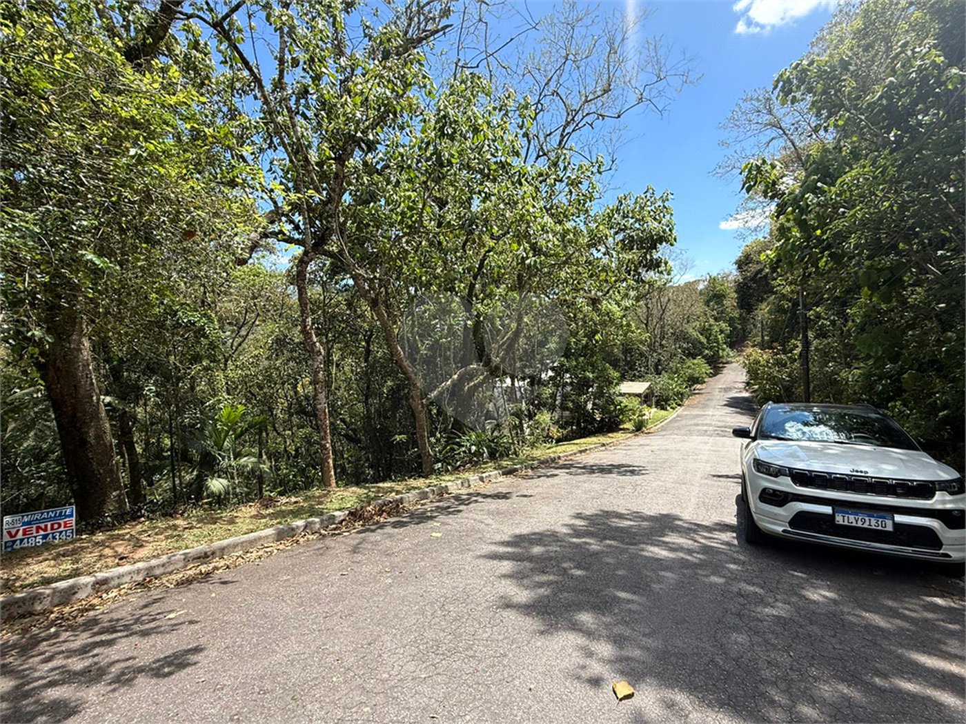 Terreno à venda no condomínio Alpes da Cantareira, Mairiporã - SP