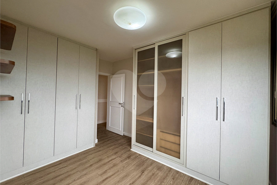 Apartamento à venda com 4 quartos, sendo 1 suíte,  em Horto Florestal, São Paulo, SP