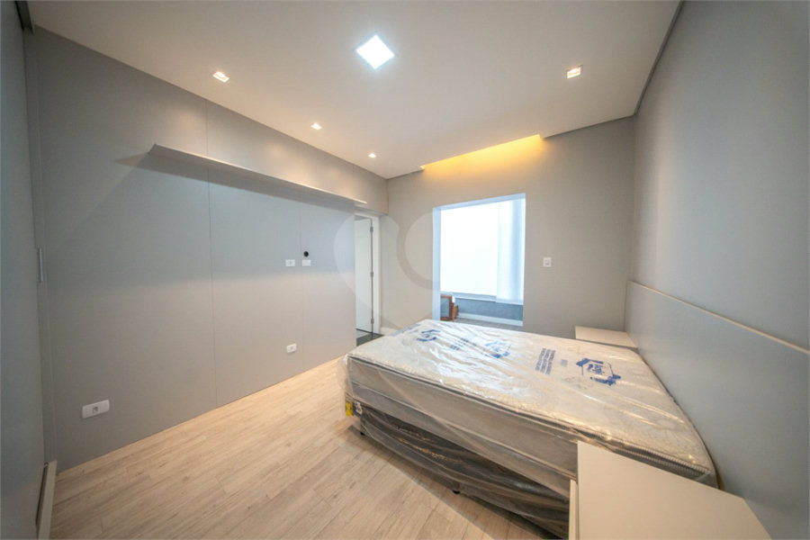 Sobrado de Vila com 200 m2 á venda no Tatuapé - Reformado Aceita Permuta