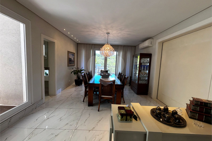 Casa à venda com 4 quartos, sendo 3 suítes, no condomínio Reserva Nova Cantareira, São Paulo - SP
