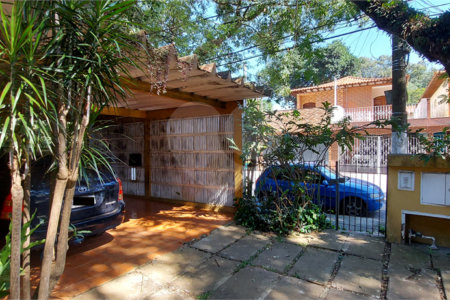 Casa Térrea à venda com 3 quartos em Campo Grande, São Paulo, SP