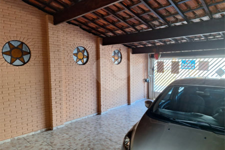 Sobrado à venda com 3 quartos, sendo 1 suíte, em Vila Gustavo, São Paulo, SP