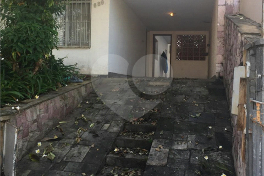 Casa Térrea à venda com 3 quartos, sendo 1 suíte, em Santana, São Paulo, SP