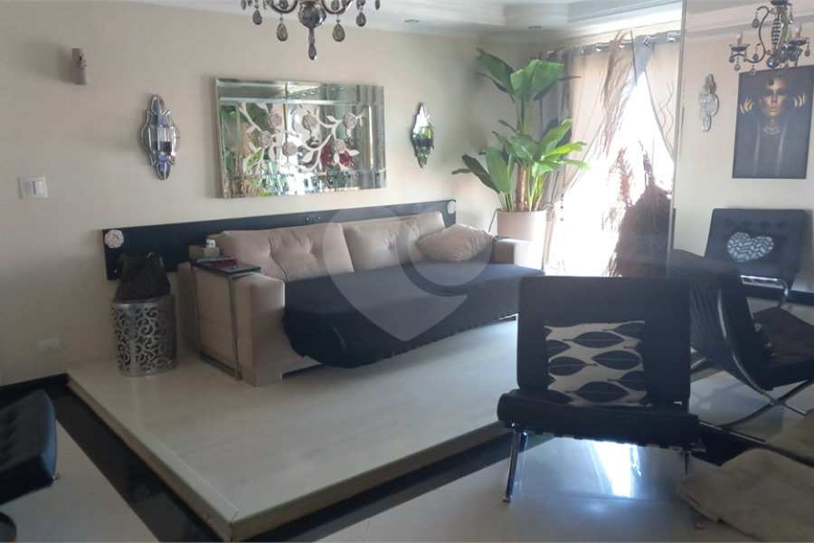 Apartamento à venda com 2 quartos, sendo 1 suíte, em Parada Inglesa, São Paulo, SP