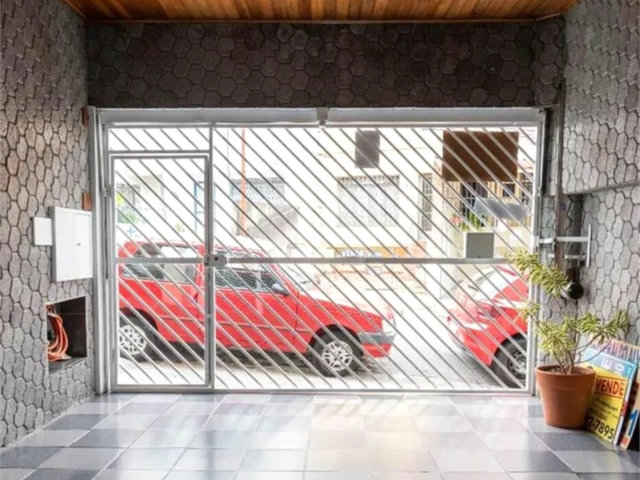 Sobrado à venda com 3 suítes em Mirandópolis, São Paulo, SP