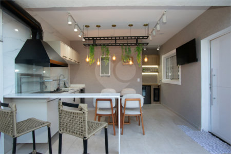 Casa à venda com 3 quartos, sendo 1 suíte, em Jardim Colonial, Atibaia, SP