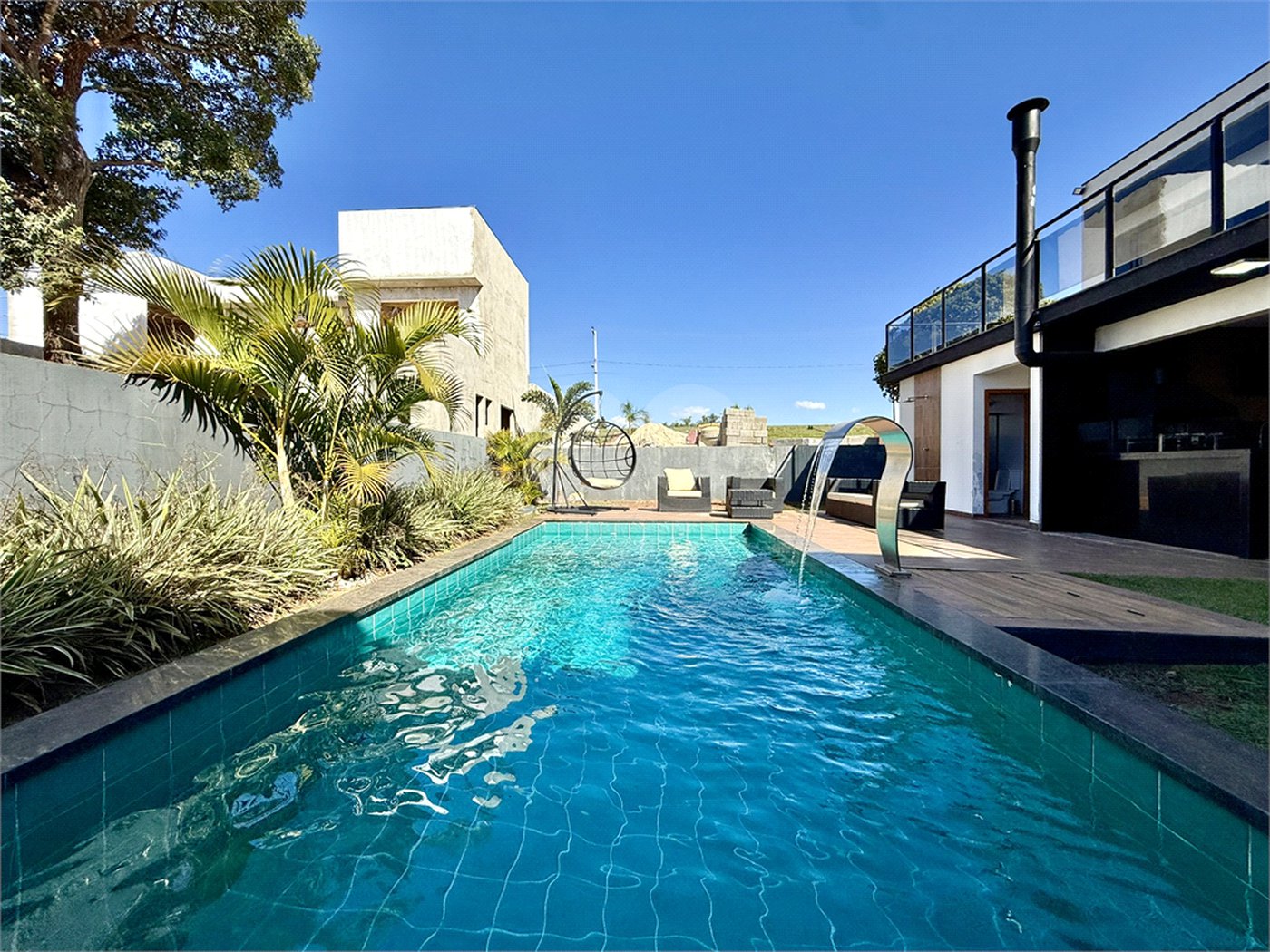 Casa à venda com 3 quartos, sendo 1 suíte,  em Terras de Santa Cristina XIII Setor Marina, Paranapanema, SP