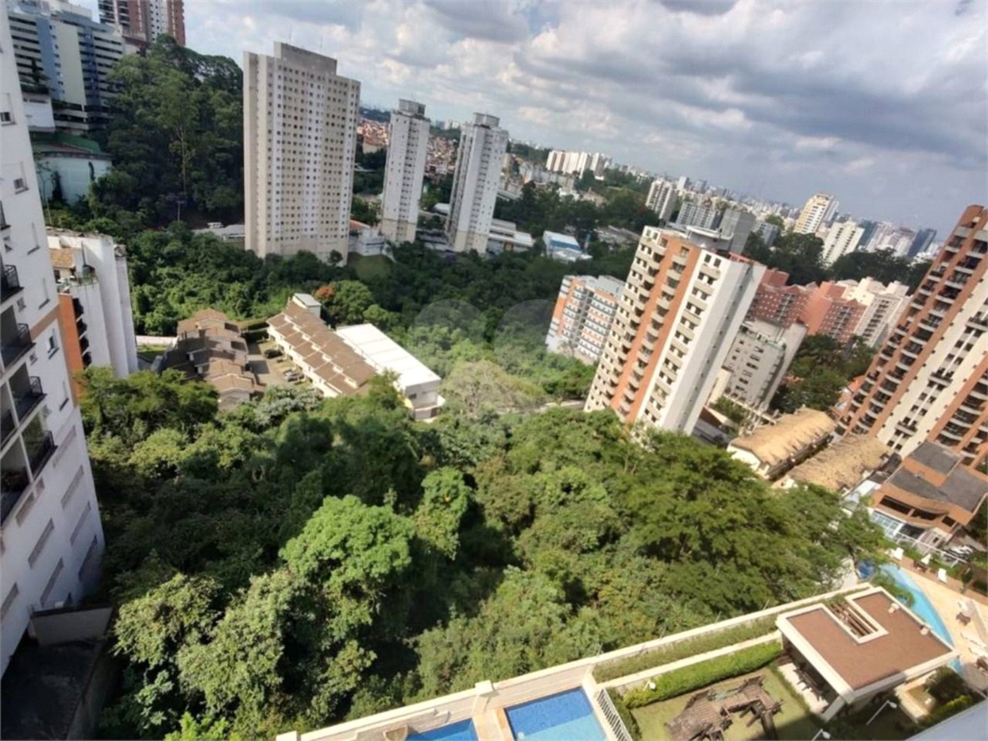 Apartamento à venda com 2 suítes em Jardim Ampliação, São Paulo, SP