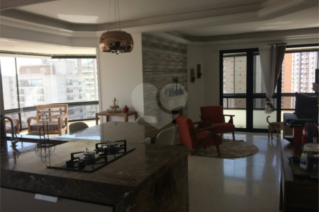 Apartamento à venda com 3 suítes em Vila Suzana, São Paulo, SP