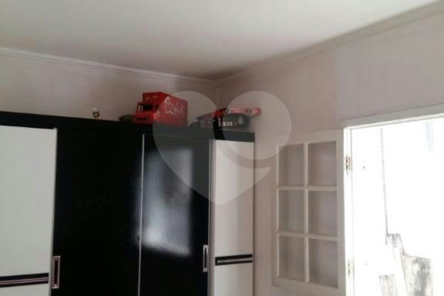 Sobrado à venda com 3 quartos, sendo 1 suíte, em Tremembé, São Paulo, SP