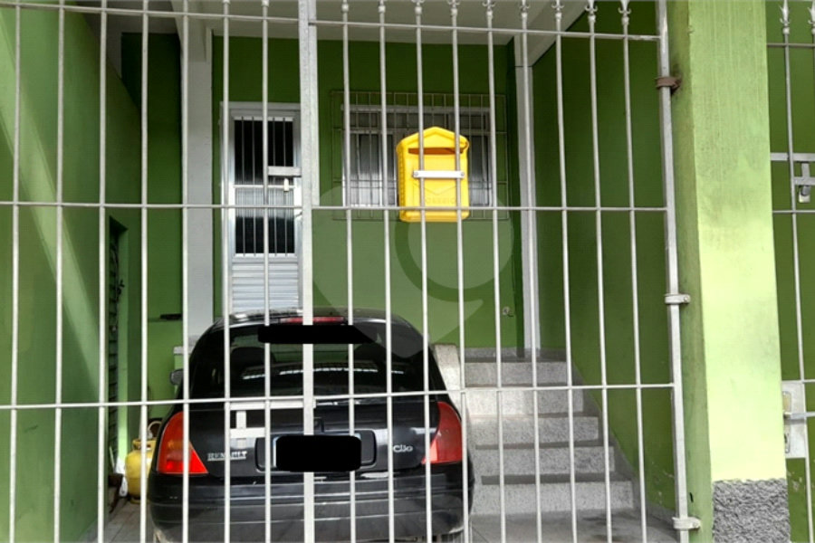 Sobrado à venda com 6 quartos em Jardim Quarto Centenário, Mauá, SP