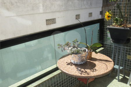 Apartamento à venda com 4 quartos, sendo 1 suíte, em Chácara Inglesa, São Paulo, SP