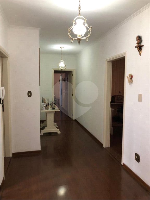 Sobrado à venda com 5 quartos, sendo 3 suítes, em Tremembé, São Paulo, SP