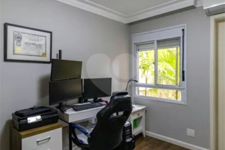Apartamento à venda com 4 quartos, sendo 3 suítes,  em Paraíso do Morumbi, São Paulo, SP
