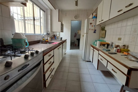 Sobrado à venda com 3 quartos em Água Branca, São Paulo, SP