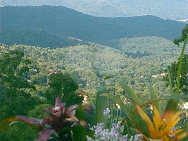 Casa à venda com 3 quartos, sendo 1 suíte,  em Serra da Cantareira, Mairiporã, SP